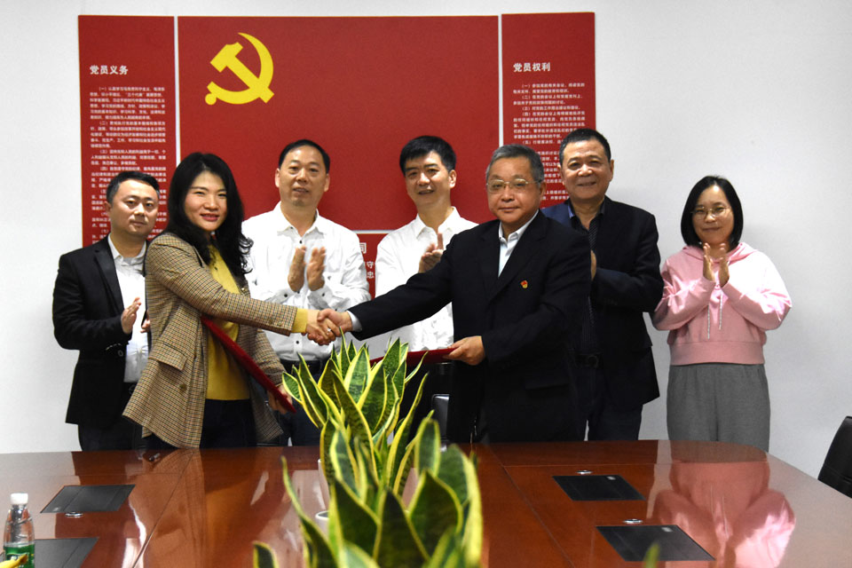 强强联合 共创未来 |九游网页版登录入口_九游（中国）防雷与中国能建湖南院签订战略合作协议